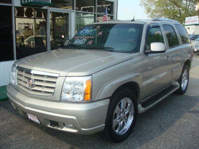 2005 Cadillac Escalade EX - DUAL Power Doors