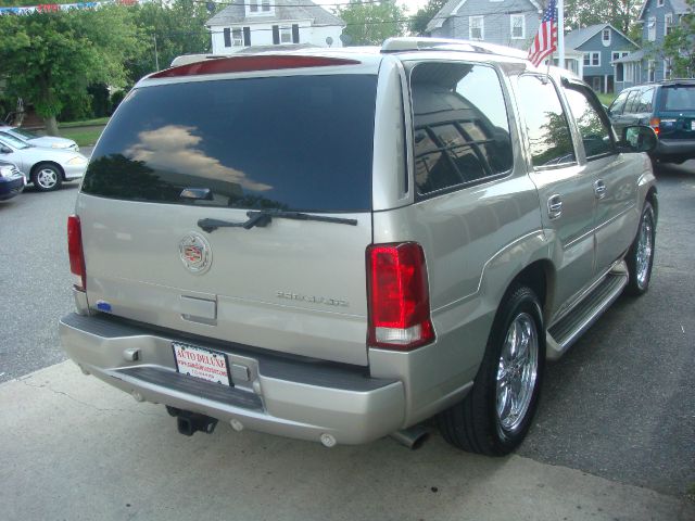 2005 Cadillac Escalade EX - DUAL Power Doors