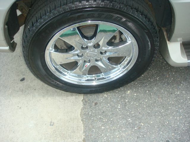 2005 Cadillac Escalade EX - DUAL Power Doors