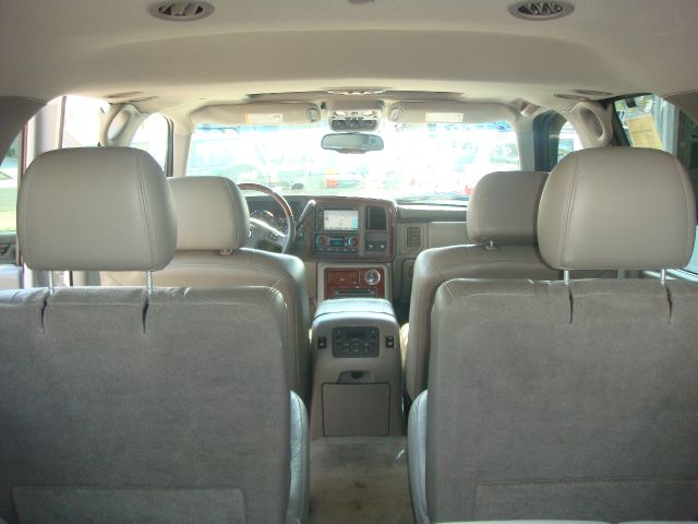 2005 Cadillac Escalade EX - DUAL Power Doors