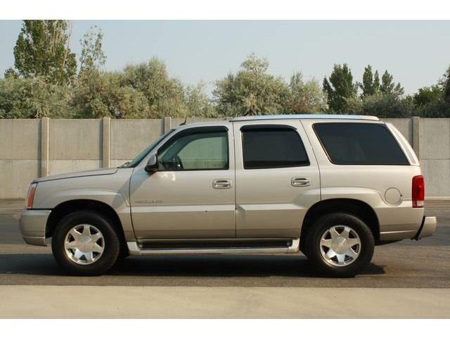 2005 Cadillac Escalade Unknown