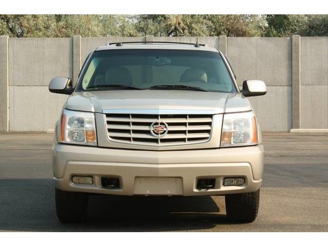 2005 Cadillac Escalade Unknown