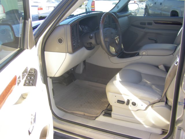 2006 Cadillac Escalade EX - DUAL Power Doors