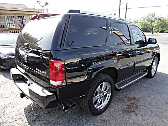2006 Cadillac Escalade EX - DUAL Power Doors