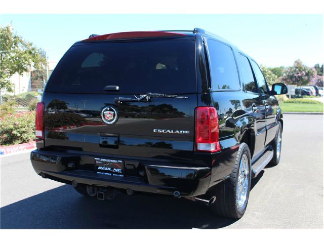 2006 Cadillac Escalade EX - DUAL Power Doors