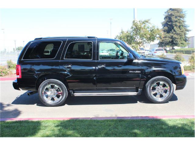 2006 Cadillac Escalade EX - DUAL Power Doors