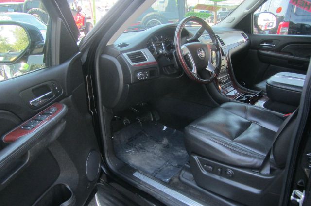 2007 Cadillac Escalade EX - DUAL Power Doors