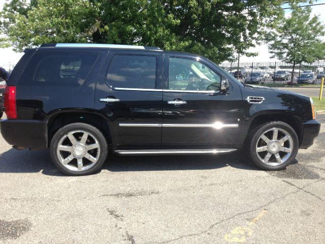 2007 Cadillac Escalade EX - DUAL Power Doors