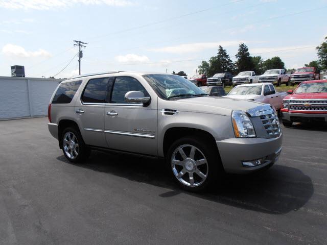 2007 Cadillac Escalade LS Flex Fuel 4x4 This Is One Of Our Best Bargains