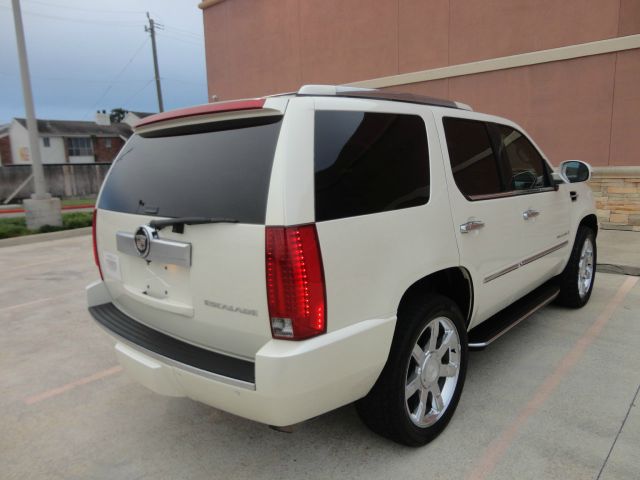 2007 Cadillac Escalade EX - DUAL Power Doors