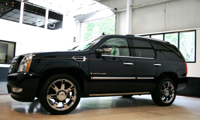 2007 Cadillac Escalade EX - DUAL Power Doors