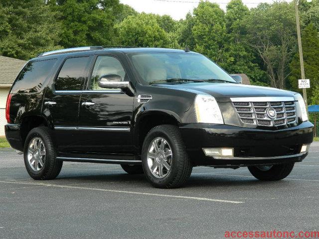 2007 Cadillac Escalade LS Flex Fuel 4x4 This Is One Of Our Best Bargains