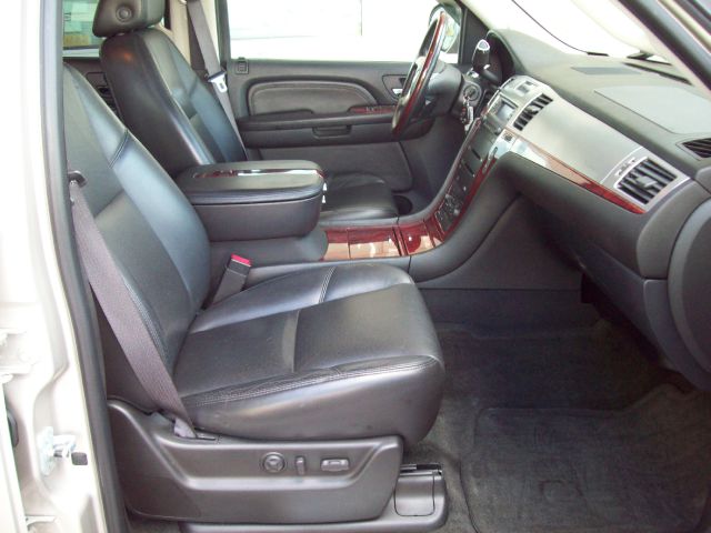 2007 Cadillac Escalade EX - DUAL Power Doors