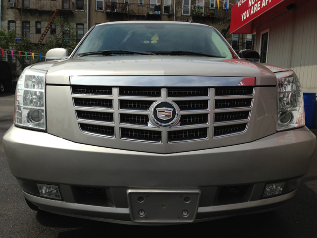 2007 Cadillac Escalade EX - DUAL Power Doors
