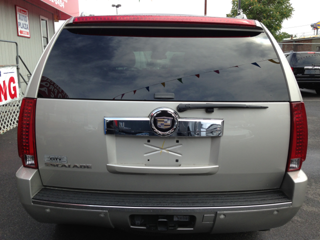 2007 Cadillac Escalade EX - DUAL Power Doors