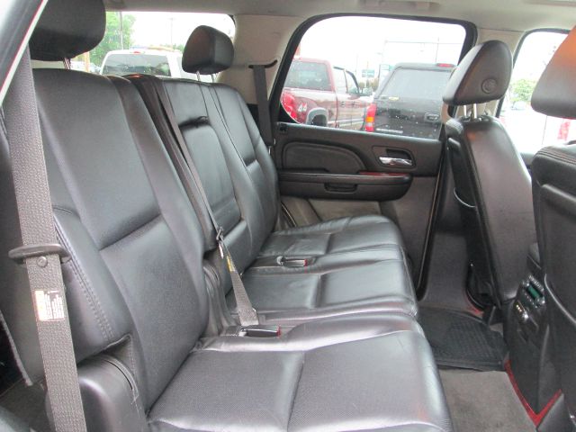 2007 Cadillac Escalade EX - DUAL Power Doors