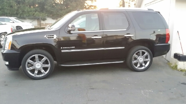2007 Cadillac Escalade EX - DUAL Power Doors
