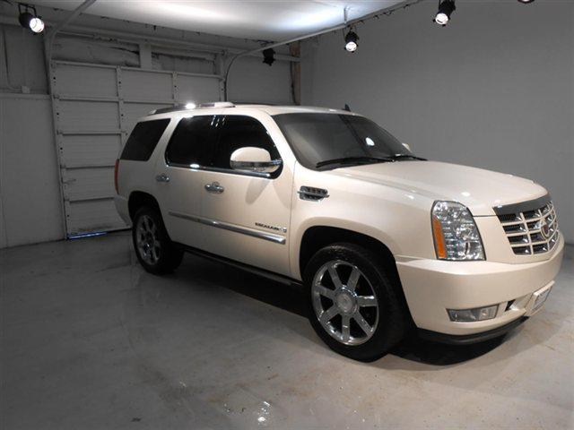2007 Cadillac Escalade 4WD Crew Cab LE