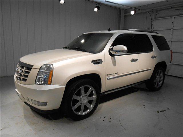 2007 Cadillac Escalade 4WD Crew Cab LE