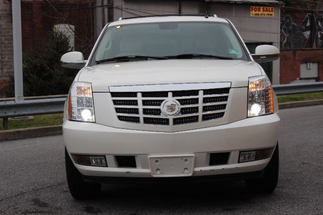 2007 Cadillac Escalade EX - DUAL Power Doors