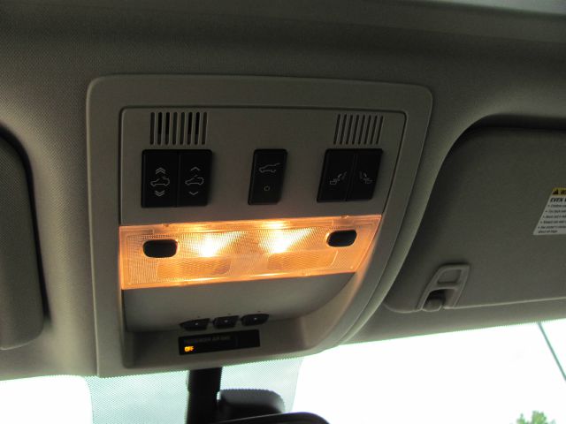 2007 Cadillac Escalade EX - DUAL Power Doors