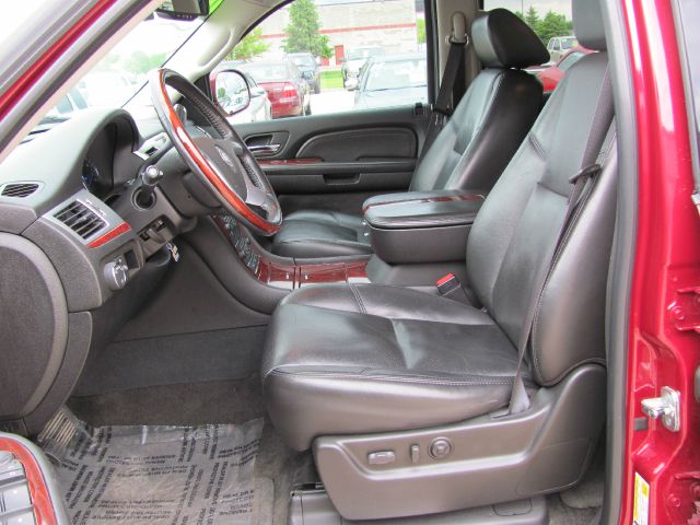 2007 Cadillac Escalade EX - DUAL Power Doors