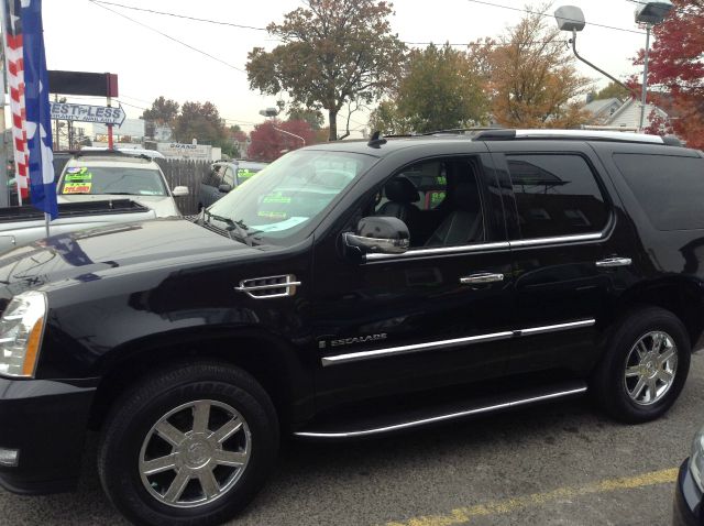 2007 Cadillac Escalade EX - DUAL Power Doors