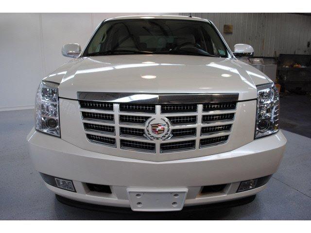 2008 Cadillac Escalade Unknown