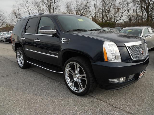 2008 Cadillac Escalade 2dr Hatchback Coupe