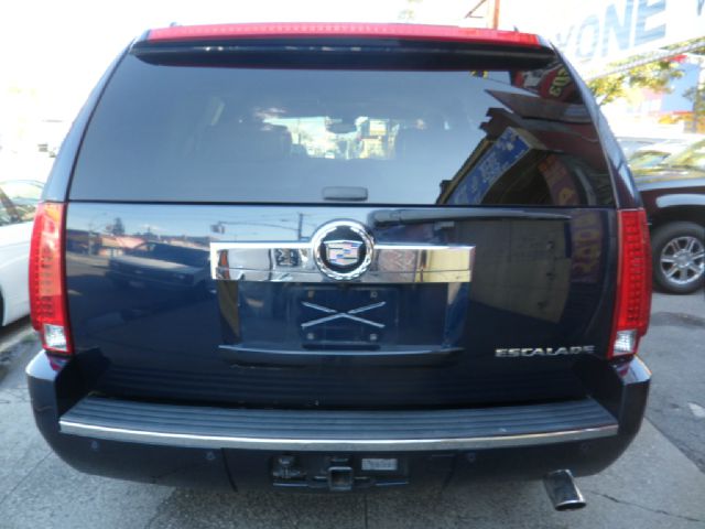 2008 Cadillac Escalade EX - DUAL Power Doors