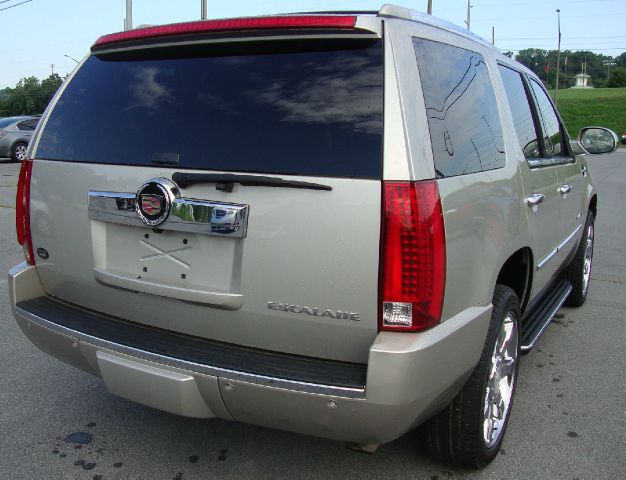 2008 Cadillac Escalade EX - DUAL Power Doors