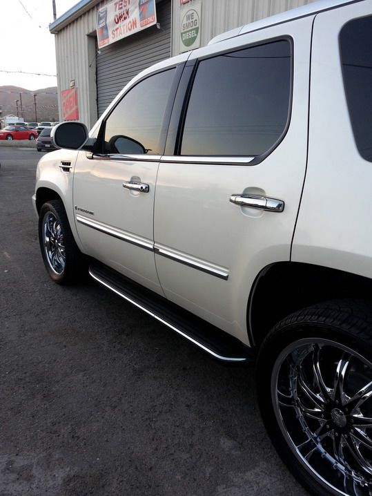 2009 Cadillac Escalade EX - DUAL Power Doors