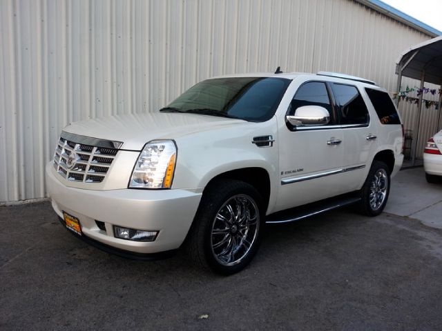 2009 Cadillac Escalade EX - DUAL Power Doors