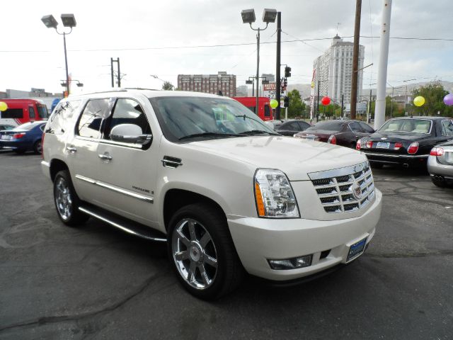 2009 Cadillac Escalade EX - DUAL Power Doors