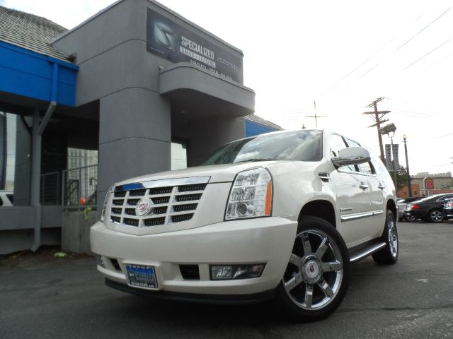 2009 Cadillac Escalade EX - DUAL Power Doors