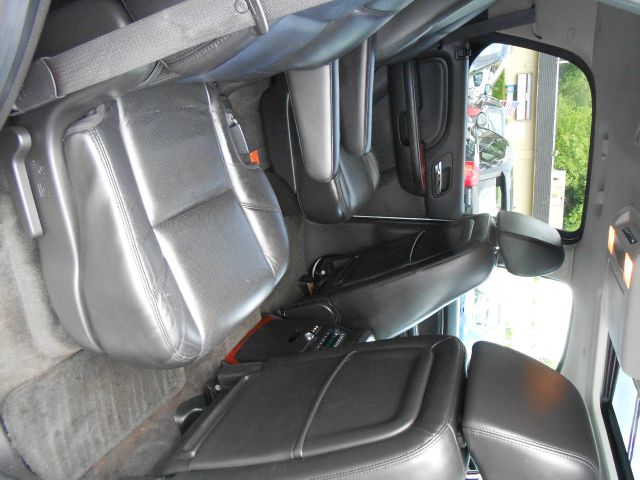 2009 Cadillac Escalade EX - DUAL Power Doors