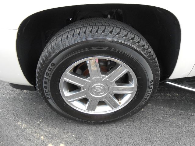 2009 Cadillac Escalade EX - DUAL Power Doors