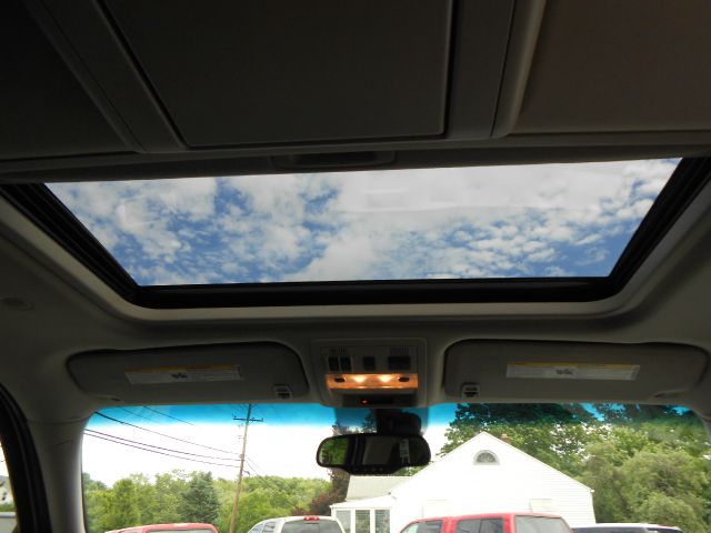 2009 Cadillac Escalade EX - DUAL Power Doors