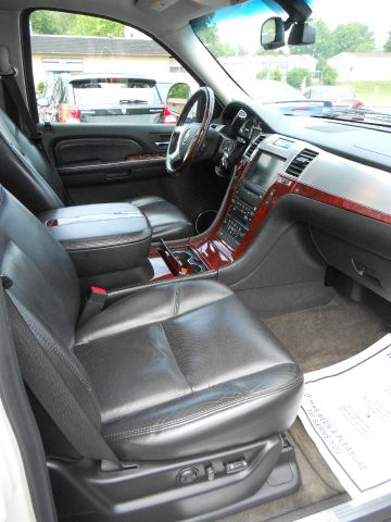 2009 Cadillac Escalade EX - DUAL Power Doors