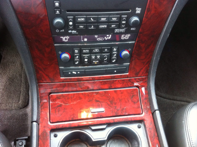 2010 Cadillac Escalade GLS PZEV