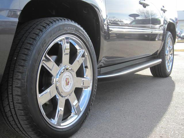 2010 Cadillac Escalade Coupe