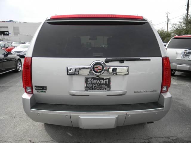 2011 Cadillac Escalade 2 Dr SC2 Coupe