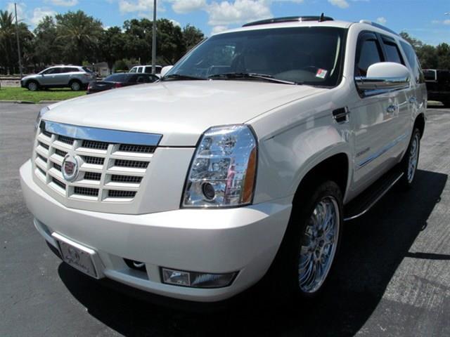 2011 Cadillac Escalade Unknown