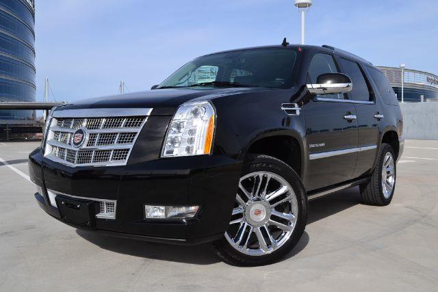 2013 Cadillac Escalade SEL 1 Owner AWD