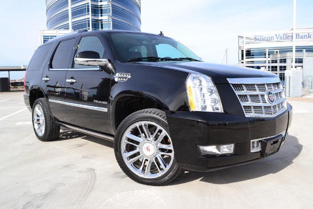 2013 Cadillac Escalade SEL 1 Owner AWD