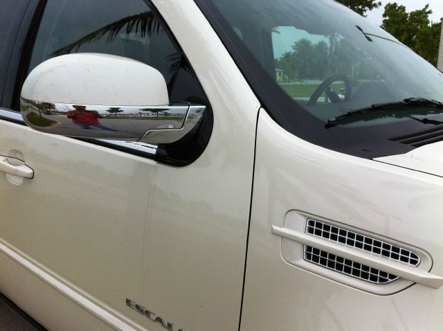 2013 Cadillac Escalade SE W/rse