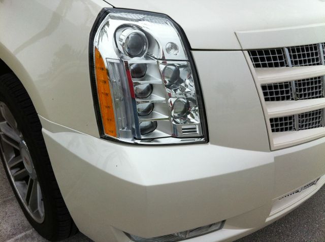 2013 Cadillac Escalade SE W/rse