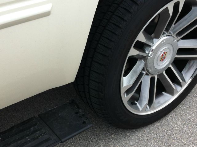 2013 Cadillac Escalade SE W/rse