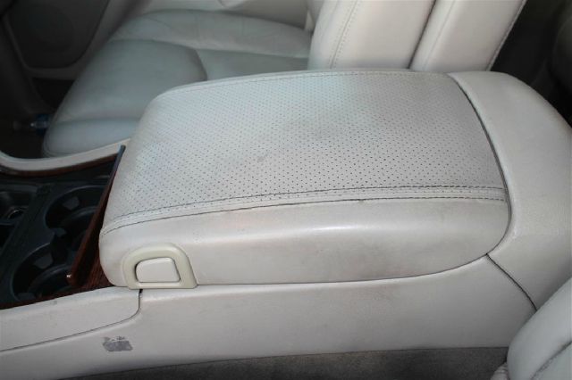 2003 Cadillac Escalade ESV SR5 Sport Utility 4D