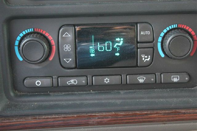 2003 Cadillac Escalade ESV SR5 Sport Utility 4D